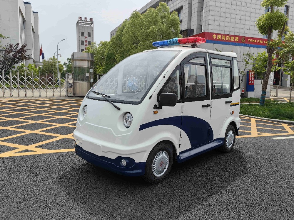 四輪電動車充電注意事項